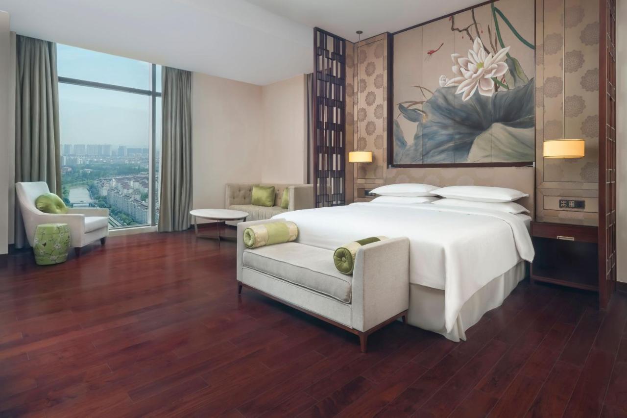 シェラトン 上海 嘉定 ホテル エクステリア 写真